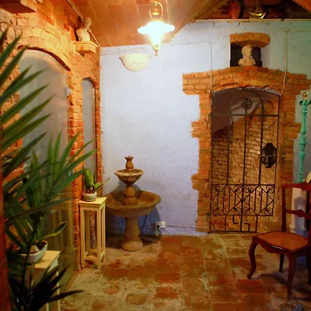 Royal 2* Сіджас