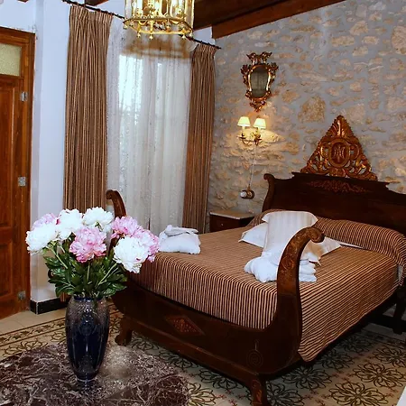 Royal Hotel