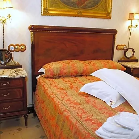 Royal فندق سيدجيس